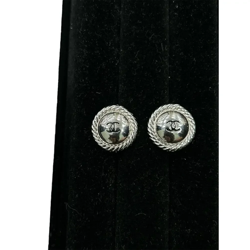 VTG Authentic Chanel Silver Tone Clip-On Earrings
